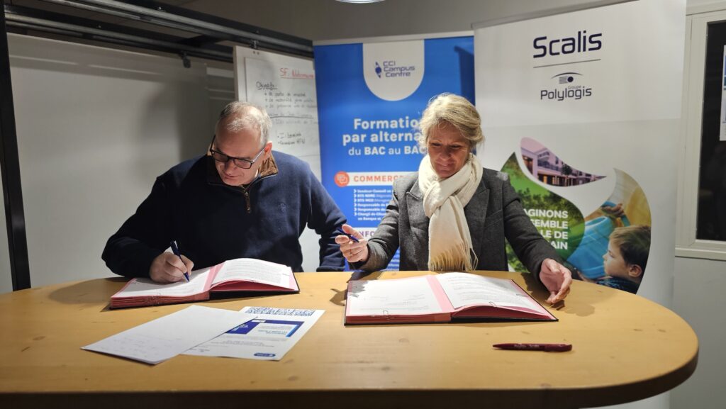 Signature d'une convention pour favoriser l'accès aux logements étudiants entre la CCI de l'Indre et Scalis